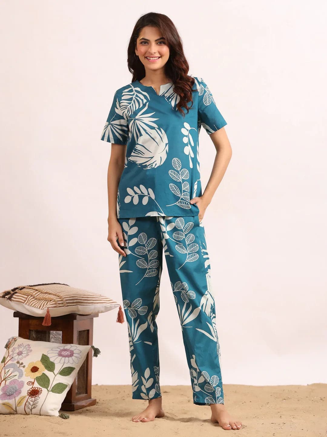 Blue Tropical Print Night Suit Set With Payjama