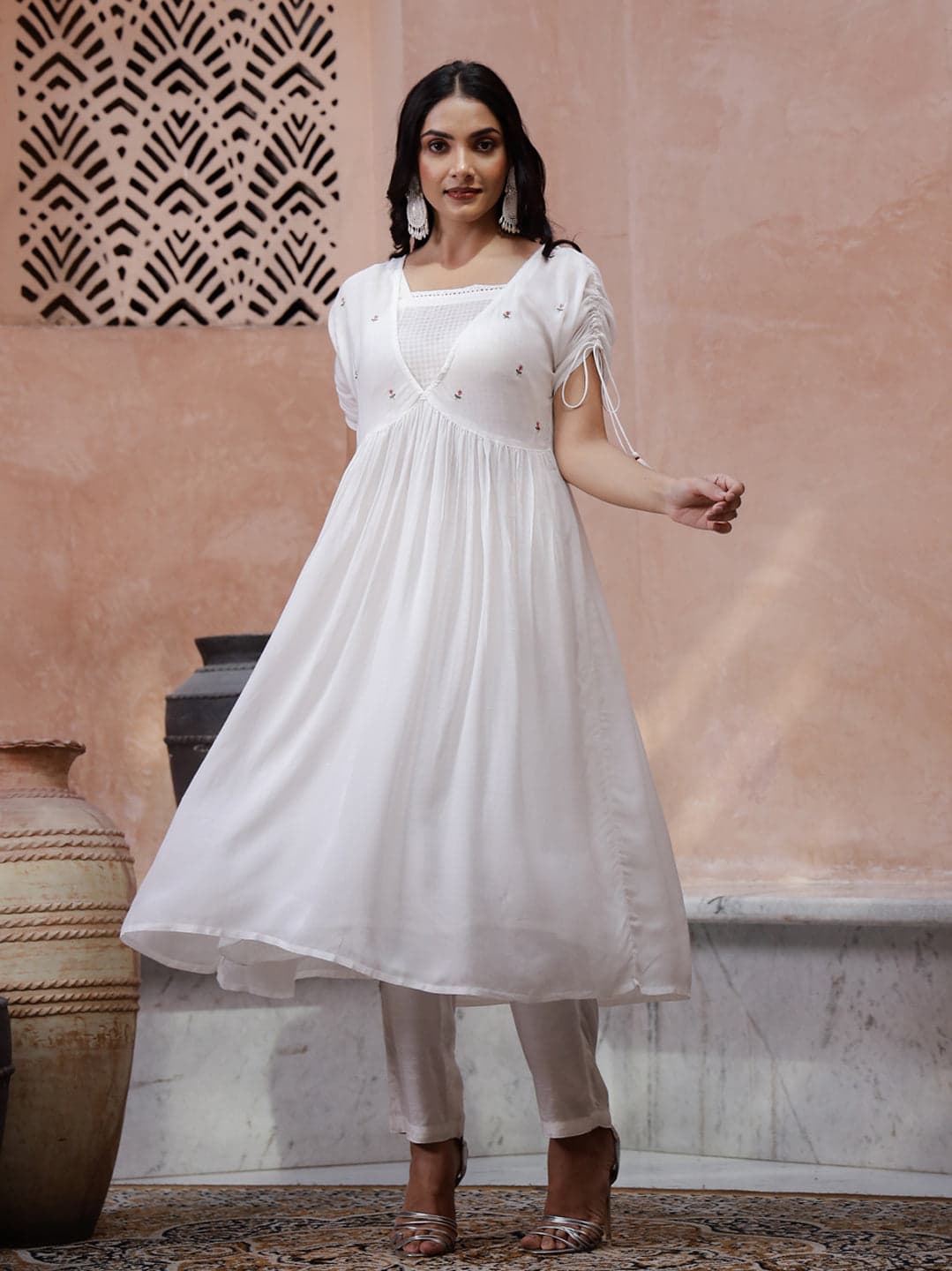 Off White V-Neck Straight Solid Kurta Set For Women